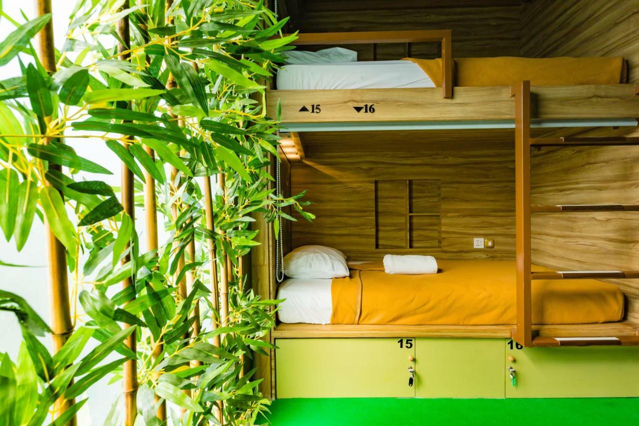 D'Gobers Hostel Seminyak By Gumilang Hospitality Exterior foto